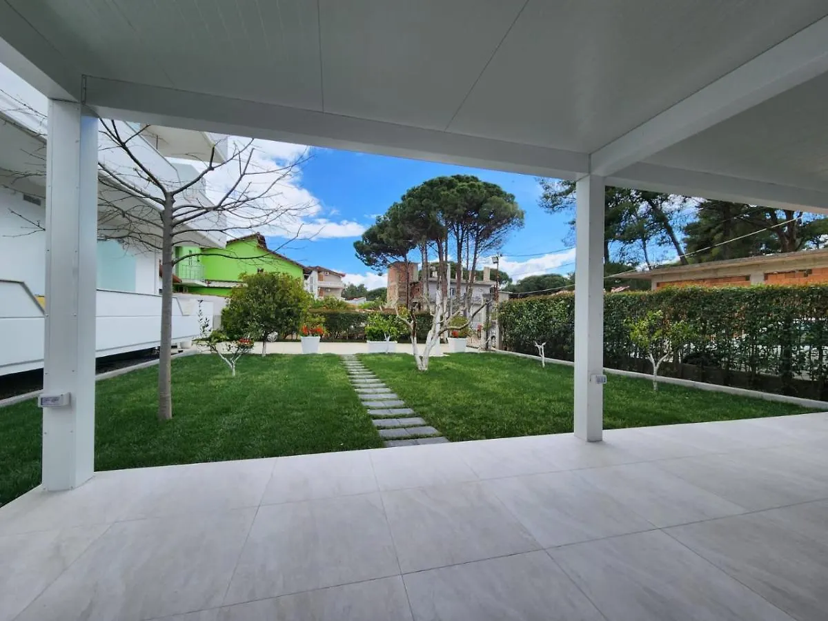 Villa Ax Mirage Vlorë