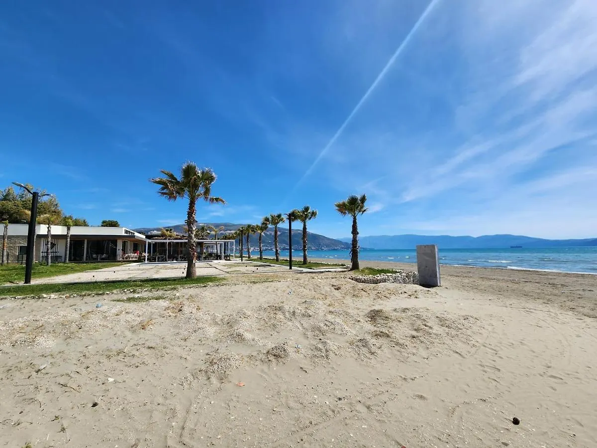 Villa Ax Mirage Vlorë 0*,  Albania