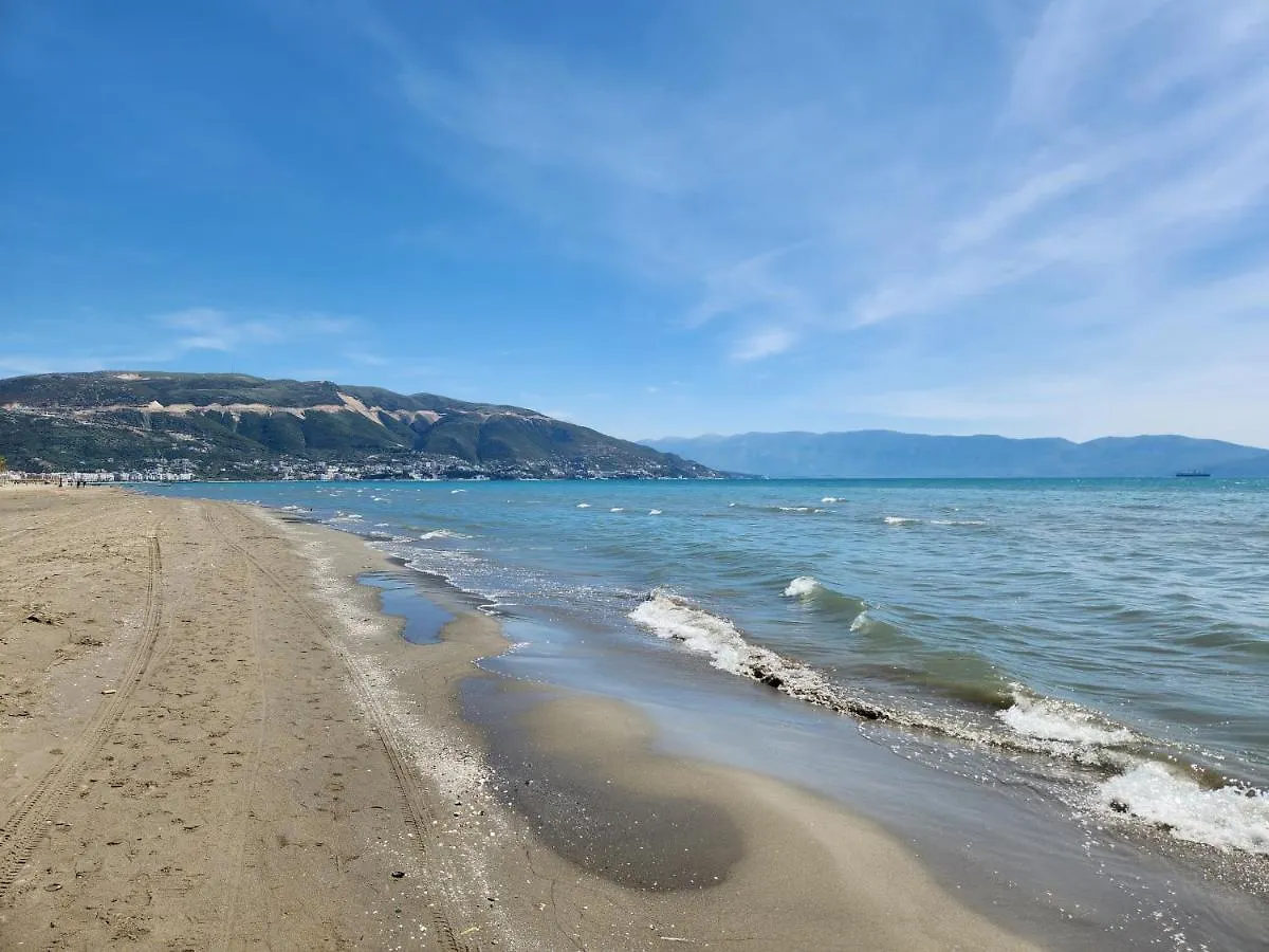 Villa Ax Mirage Vlorë ベッド・アンド・ブレックファスト