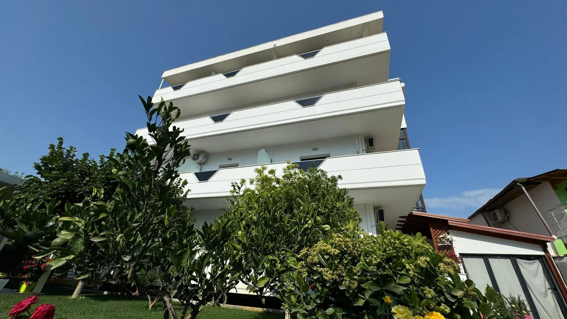 Villa Ax Mirage Vlorë Albania