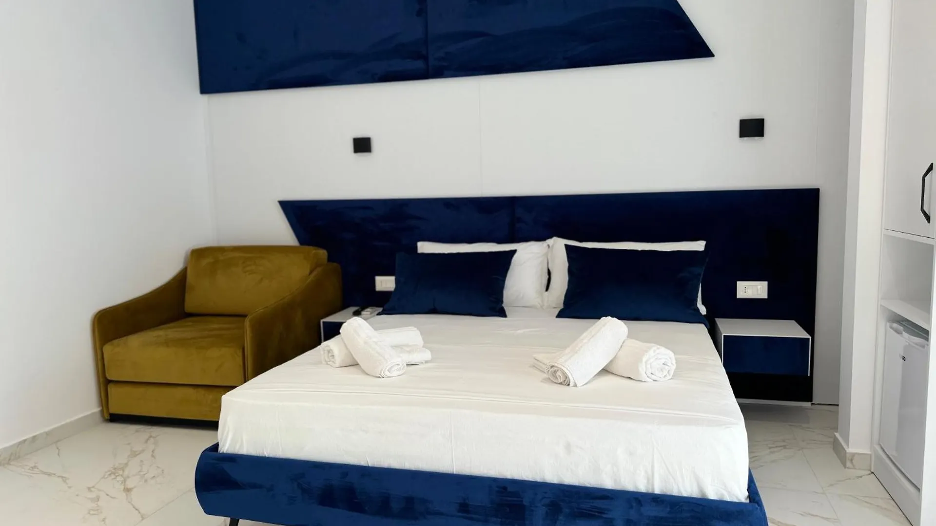 Villa Ax Mirage Vlorë 0*,  Albania