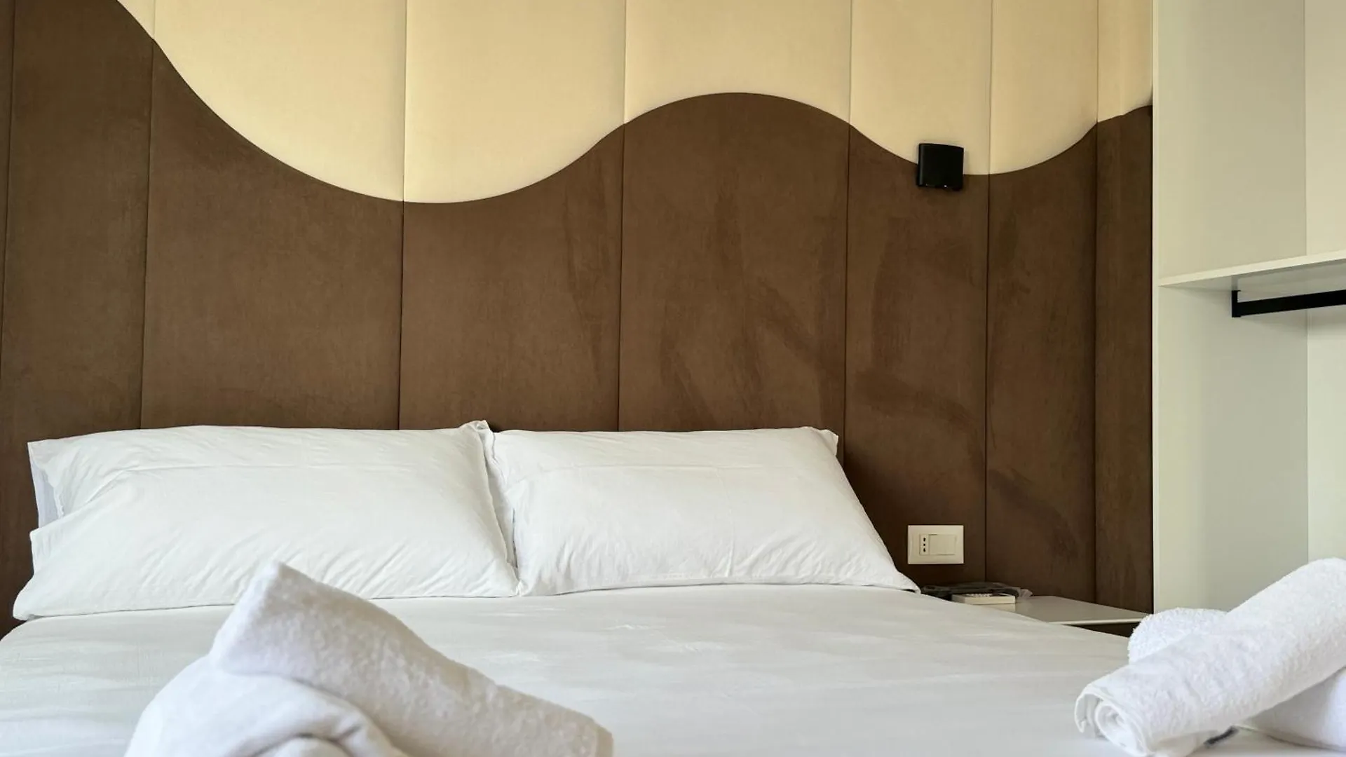 Bed & Breakfast Villa Ax Mirage Vlorë Albania