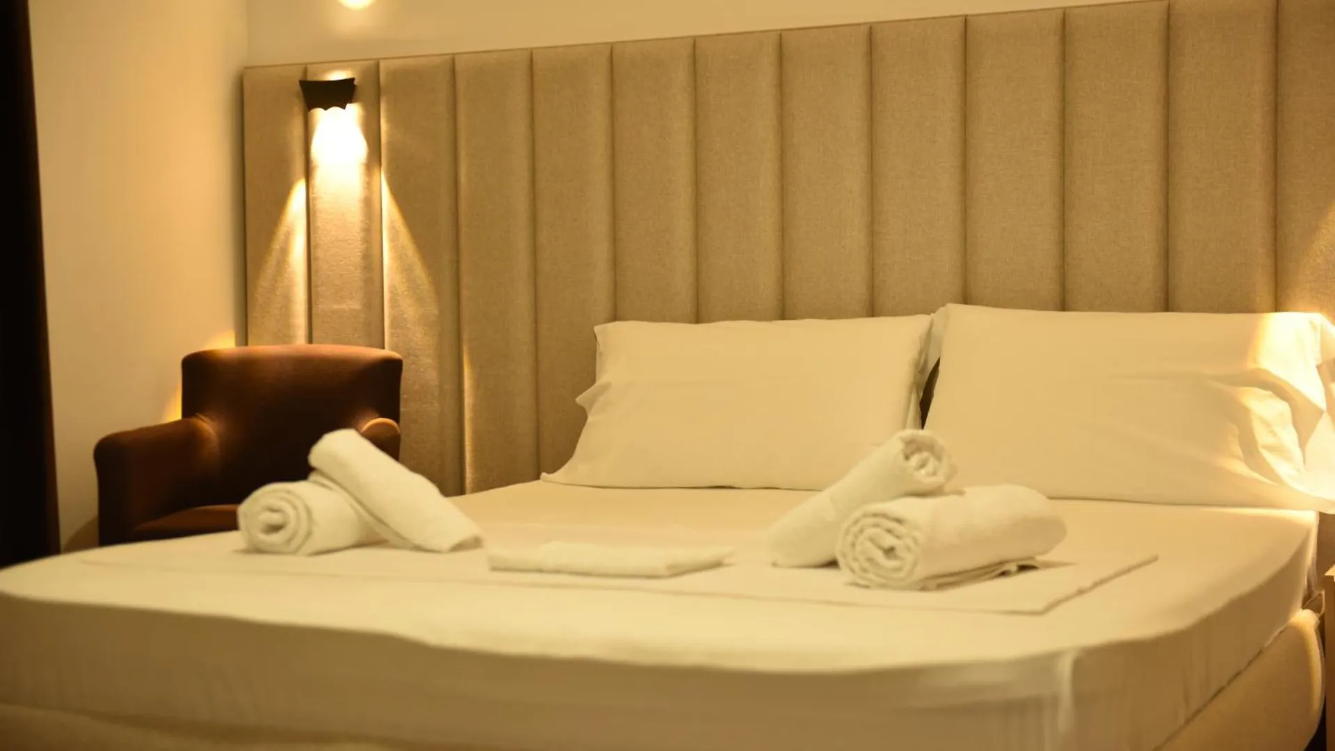 Villa Ax Mirage Vlorë ベッド・アンド・ブレックファスト