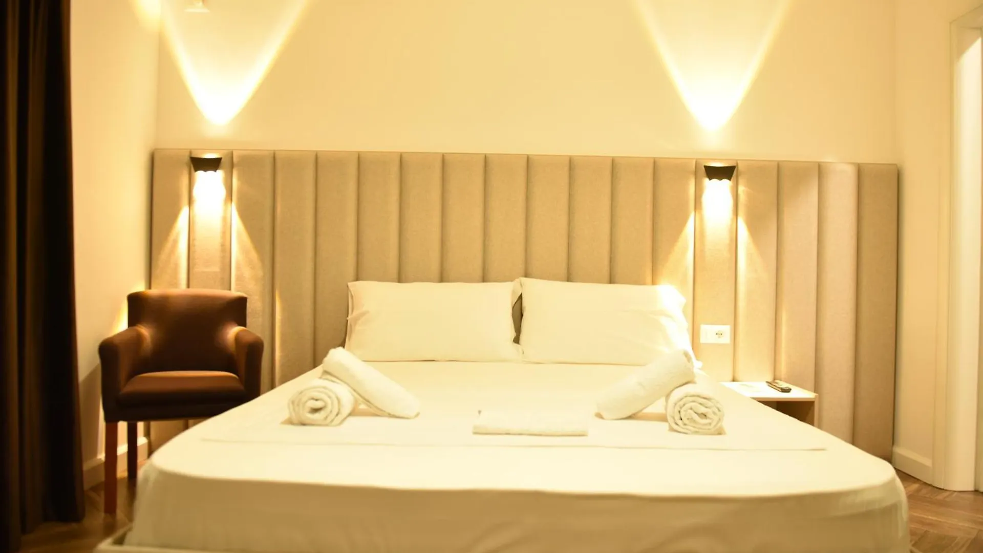 Villa Ax Mirage Vlorë Bed & Breakfast