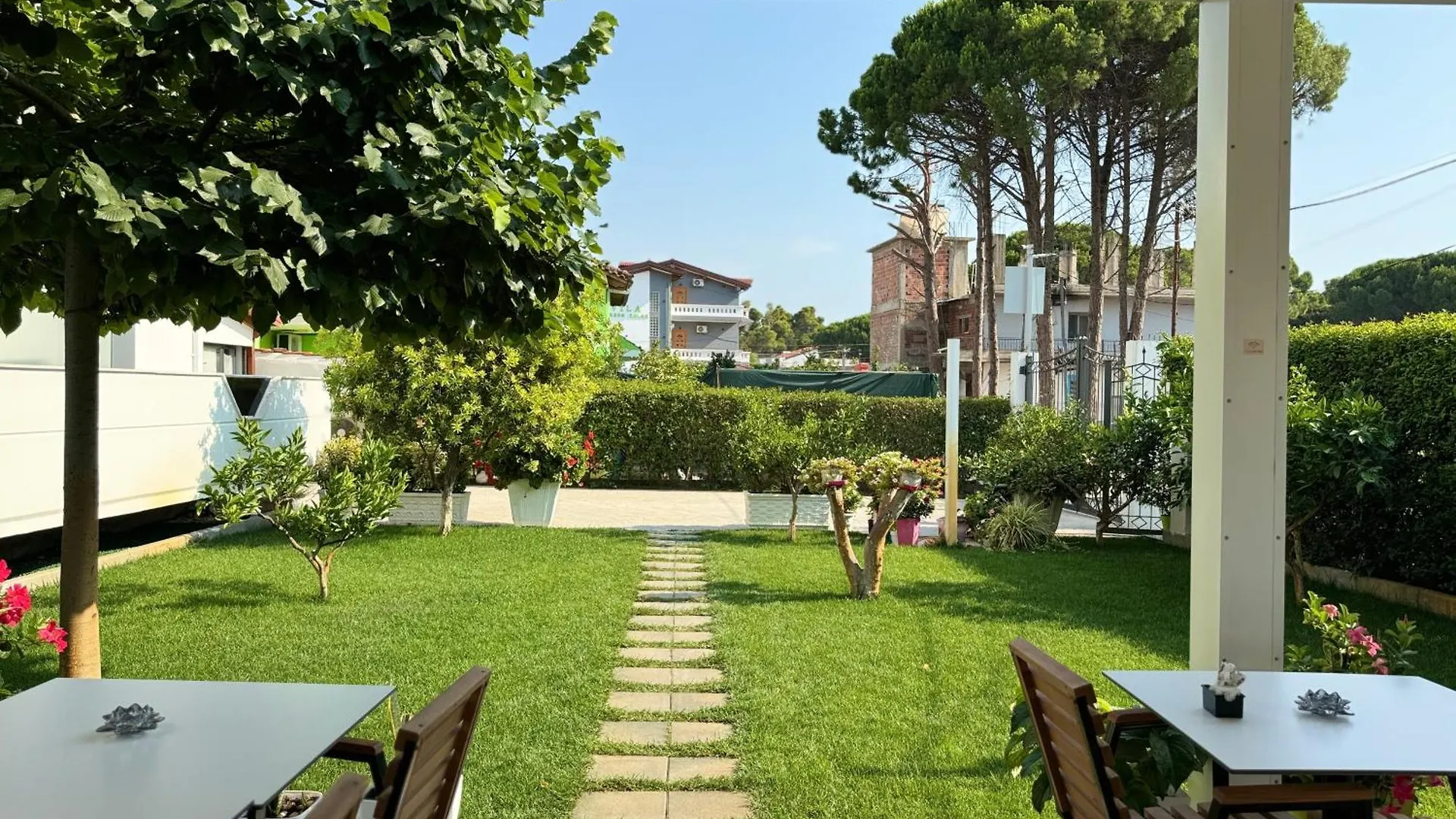 Villa Ax Mirage Vlorë 0*,  Albânia